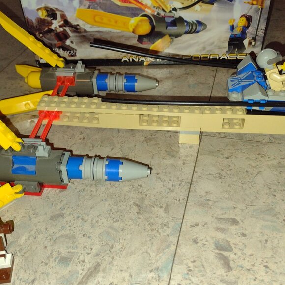 Like new rare Lego Star Wars Anakin's Podracer with original box, Retired - Picture 8 of 16